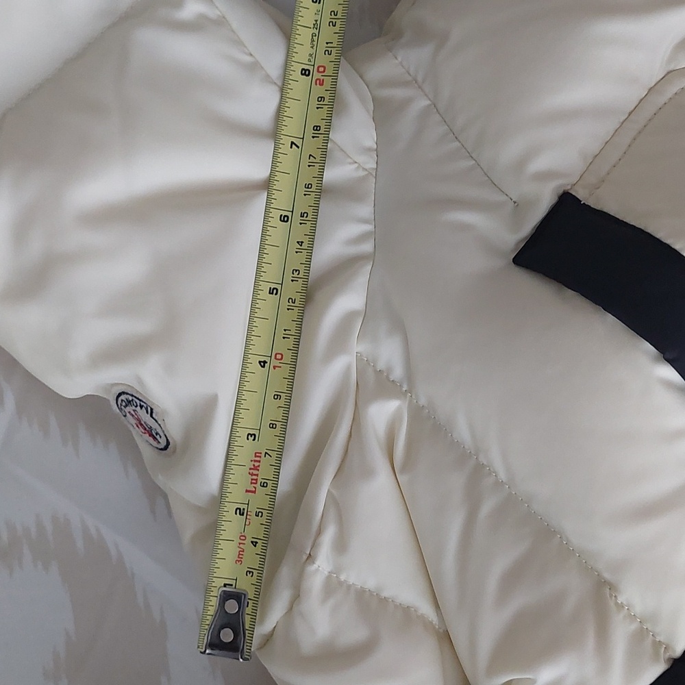 Moncler White/Black Down Puffer Cropped Jacket with Removable Hoodie - Picture 14 of 16